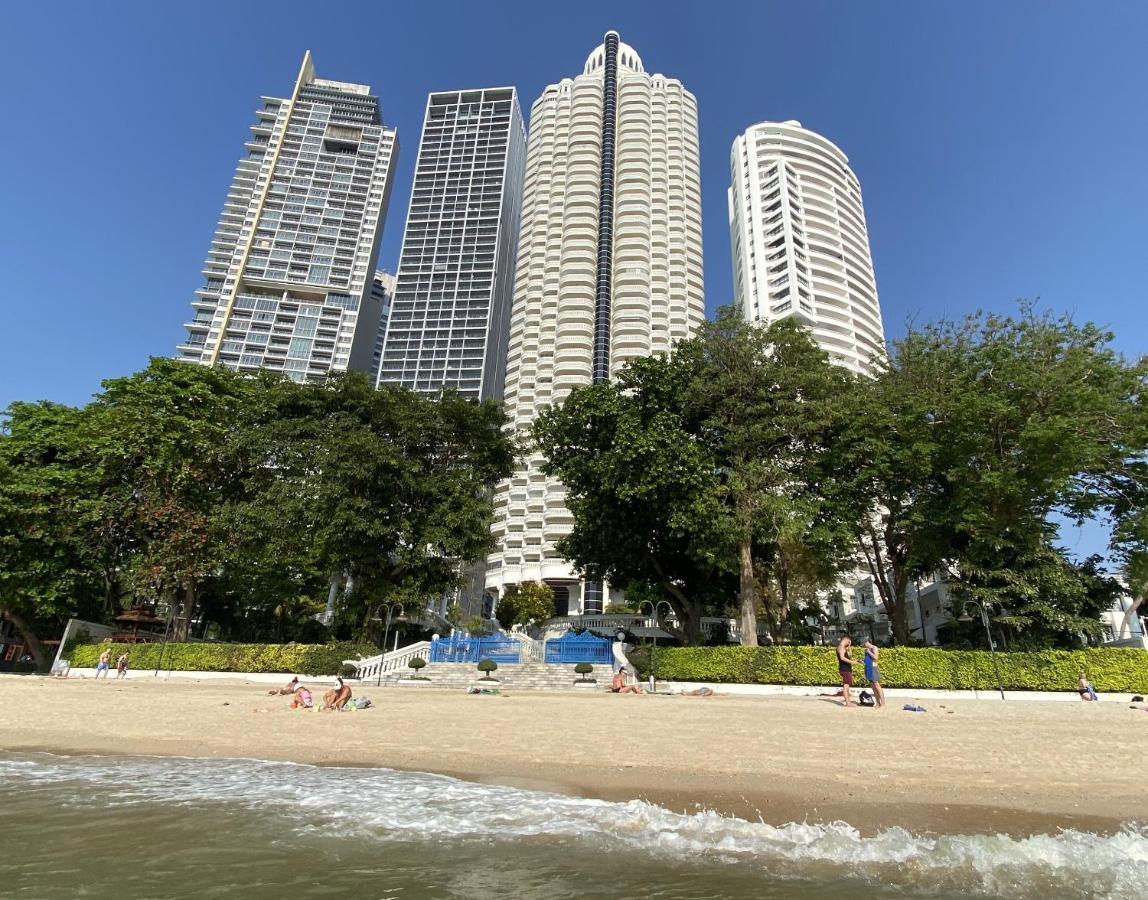 Sky Beach Beachfront 芭達亞 外观 照片